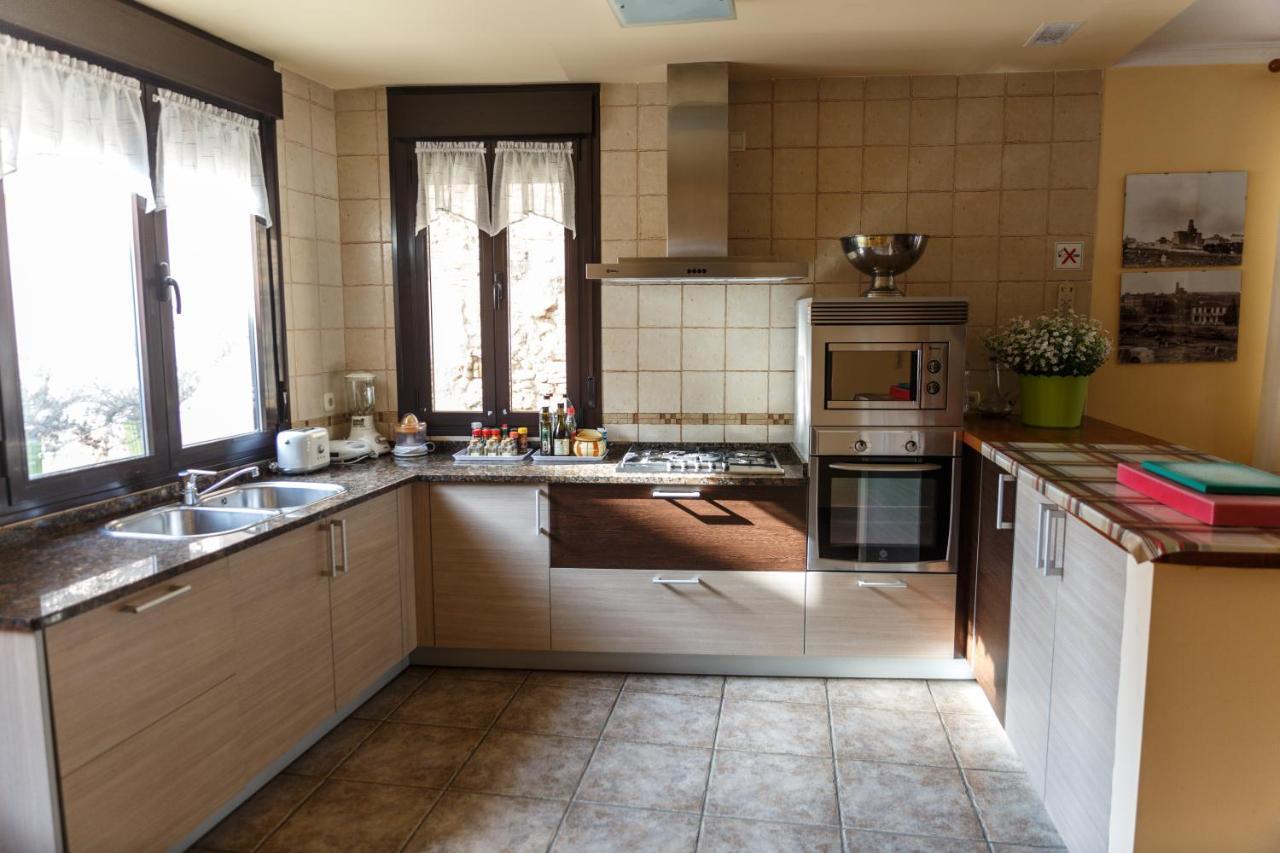 Casa Rural La Pinta- Sendaviva Y Bardenas Villafranca Exterior foto